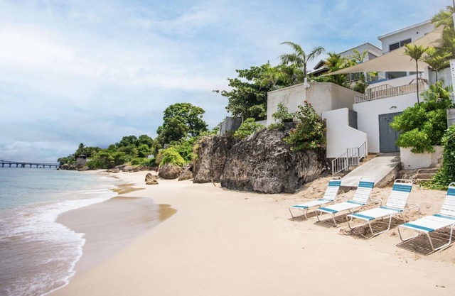 4BR Beachfront Property w/ Private Pool-VFRAN