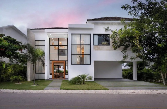 4BR Villa Palma Areca with private Pool 5*