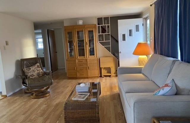 5 bedroom accommodation in High Bar Harbor