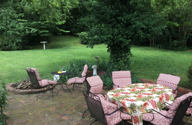 3 dormitorios / Nuevo kit Ap wi-fi / 4 HDTV 1/3 acre patio / patio / parrilla 7. 2 Downtown 5. 1 Opryland