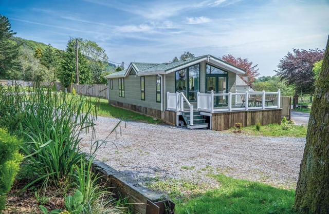 Manor 5 Lodge - 2 Bedroom Lodge - Pendine