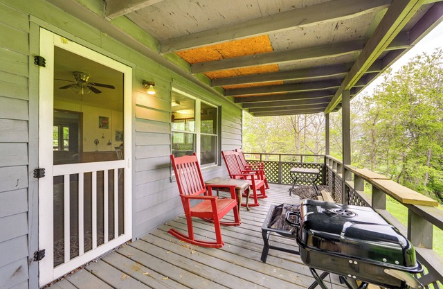 5 Mi to Lake Junaluska: Mtn Haven w/ Deck!