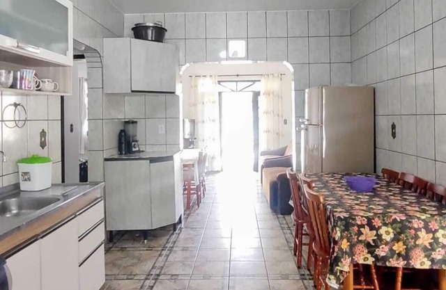 5 minutes from Prainha and 7 minutes from Praia Grande! Townhouse with accommodation for 22 people