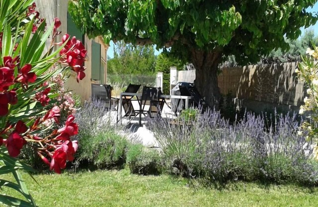 Casa "Gite la Charité" etiquetada 3 *** en el parque Luberon
