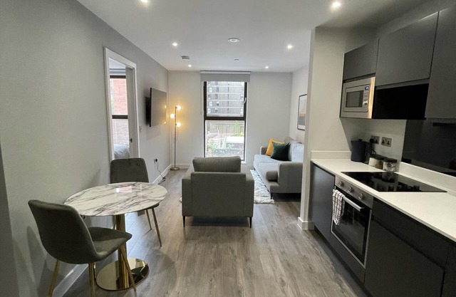 5 Star Brand New Liverpool City Centre Apartment