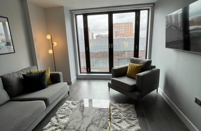 5 Star Brand New Liverpool City Centre Apartment