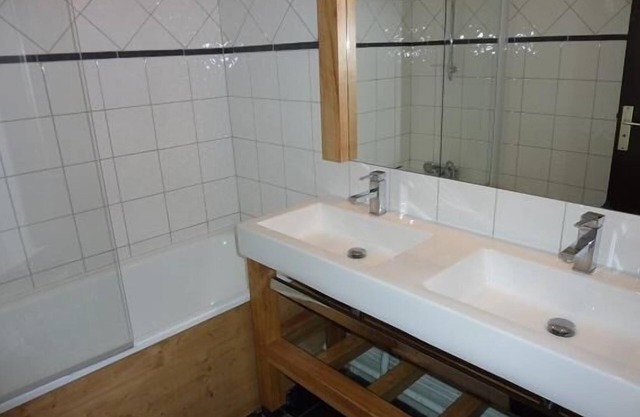 200m del centro estación, 6.o piso, balcón, tv, local para esquís, 42m², Val Thorens