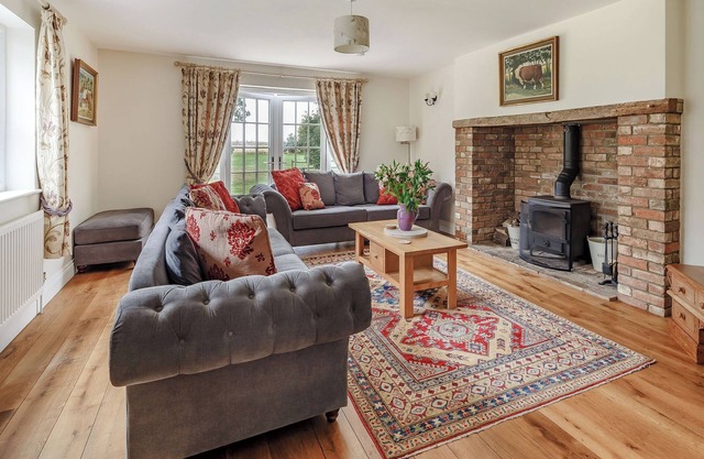 Alojamiento de 6 habitaciones en Stretham, Ely