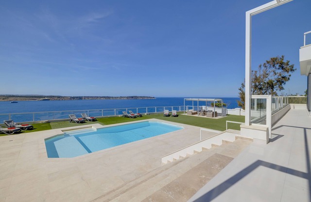6 dormitorios Villa de lujo con piscina y magníficas vistas al Mediterráneo