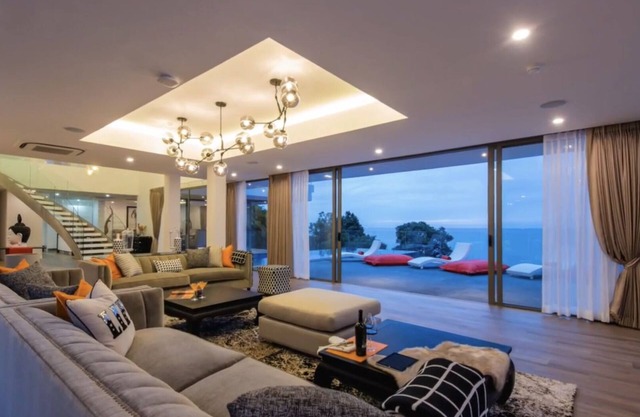 6 PISCINAS FABULOSA VILLA DE LUJO CON VISTAS AL MAR Y LA PUESTA DEL SOL