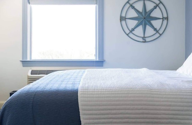 #6 | Comfy Room w/ Queen-bed
