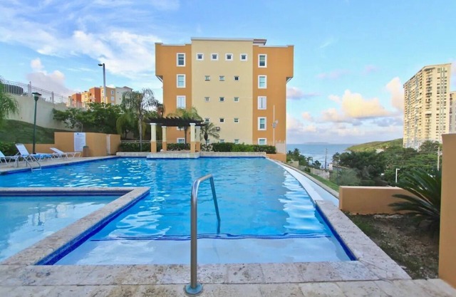 608 Ocean & Marina Views 3 Bedroom 2 Bathroom Luxury Condo