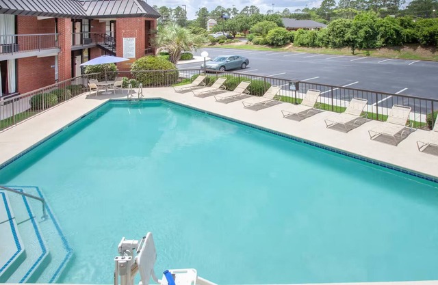 616 Fair Rd