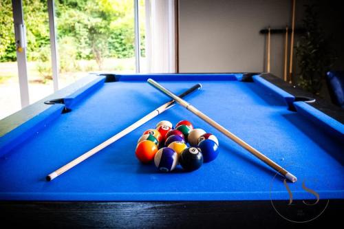 6BR Villa in Birmingham with Free Parking