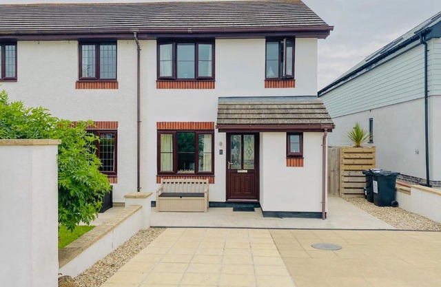 7 Harlyn Cottages