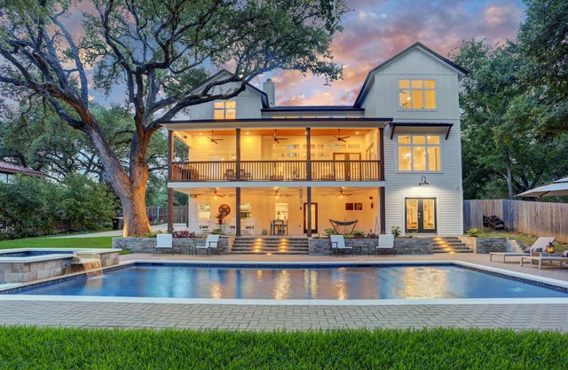 Luxury 7BR Creekside Retreat w/ Pool, Spa, Game Room, Views - South Austin