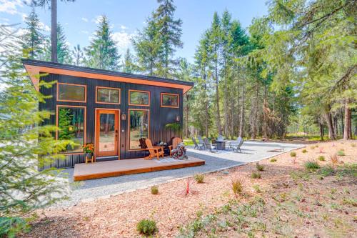 8 Mi to Farragut State Park Wooded Cabin Escape!