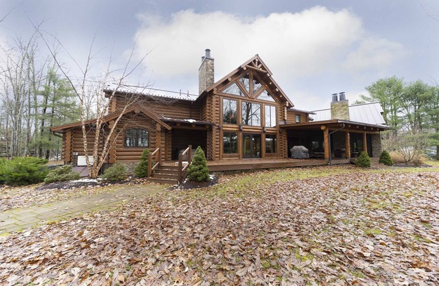 9,000 Sq Ft Authentic Log Home a 2 millas del lago Wallenpaupack - Duerme 20