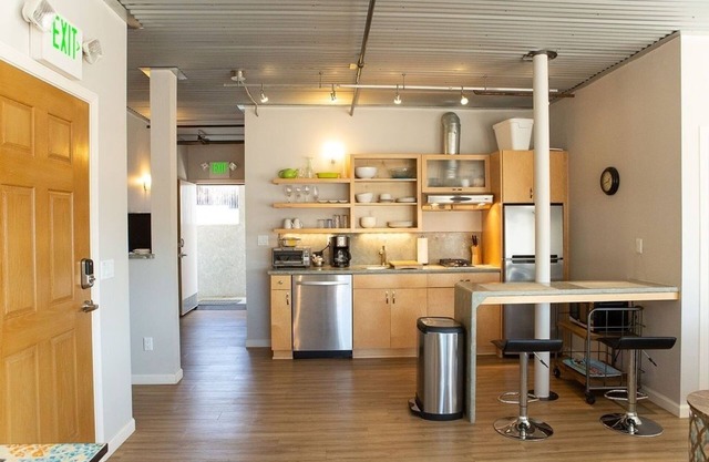 90 San Luis Street Unit B 1 Bedroom Apts by Redawning