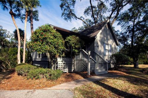 907 Shelter Cove