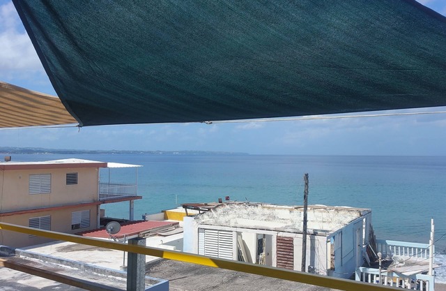 Apartamento A-2 Casa de Playa con vista al mar