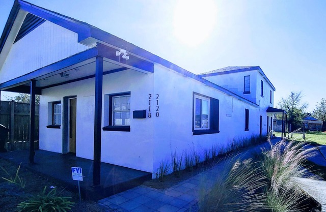 A Cozy Respite... in a central, unique and historic neighborhood in New Orleans!