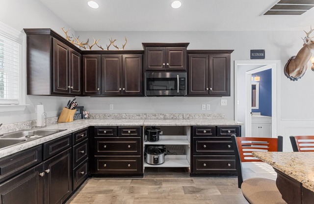 A Hole in One Home in North Augusta w/ array of amenities: pool, gameroom & more