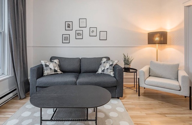 AAA location -BRIGHT and NEW Condo next to Olympic Stadium