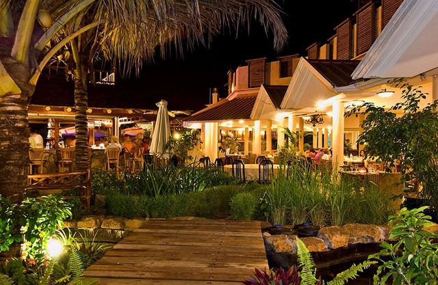 Aanari Hotel and Spa