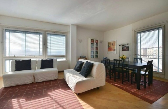 Apartamento en Milán con 2 habitaciones, capacidad 4