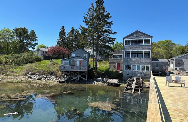 Acadia Oceanfront 3BR on Bass Harbor's Quietside