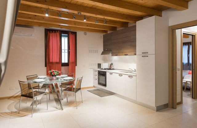 Dimora San Zeno 7 -Moderno y acogedor apartamento cerca de la Basílica de San Zeno