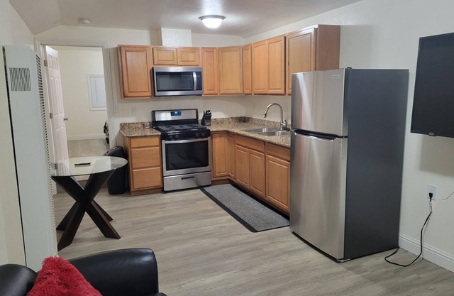 Adorable 1 bedroom