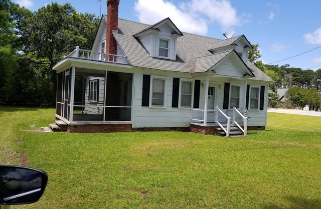 Adorable casa de Cape Cod en un pequeño pueblo de pescadores