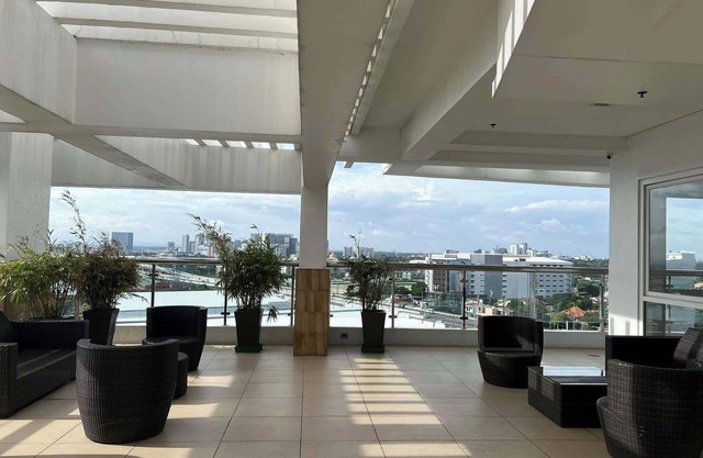 Affordable Alabang Staycation