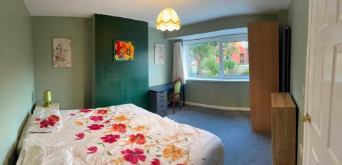 Affordable Relaxing Comfy Double Room in a Shared House