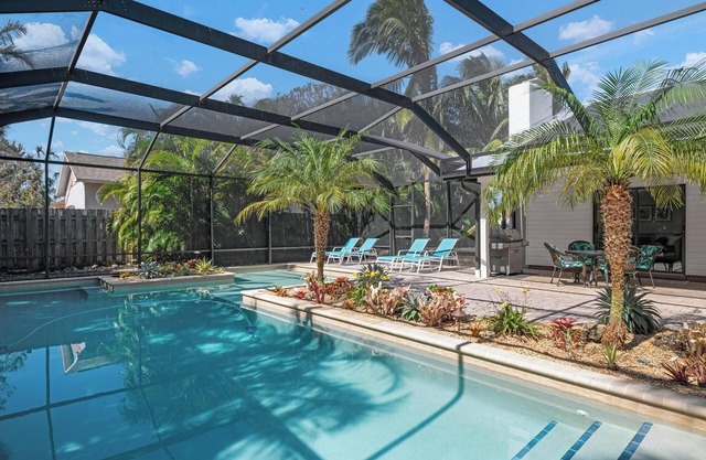 ⚓ Agave Sun! Modern, tropical pool home just off Anna Maria Island!⚓