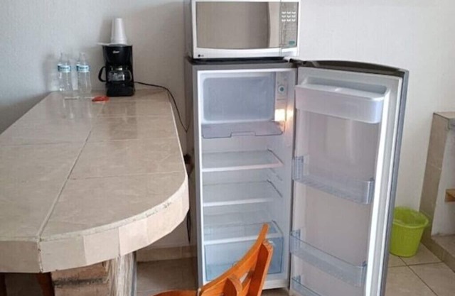 Hermoso Depto. Semi equipado con pantalla de 55" incluye todos los servicios.