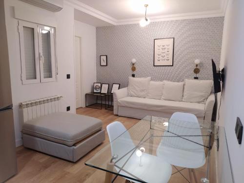AH - Suites Premium Madrid Río Cerca de Puerta de Toledo