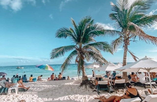 AKBAL Playa - Beach Zone