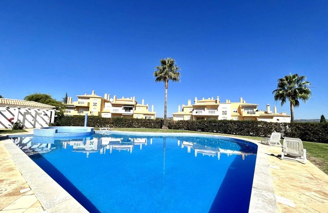 Albufeira Valley 1 With Pool by Homing