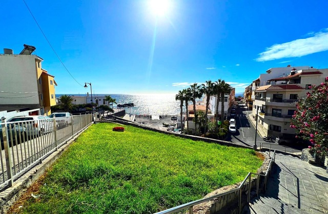 ALCAMAR 3 bedroom apartment in Alcala with sea views!