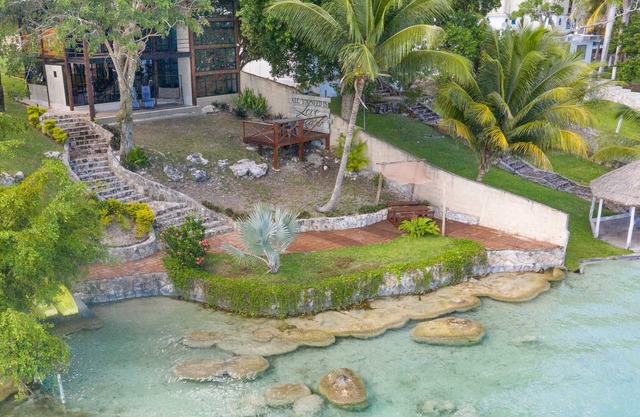 This villa is a 5 bedroom(s), 3 bathrooms, located in BACALAR, Quintana Roo.