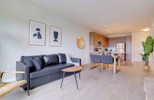 Elegant Suite Near National Mall