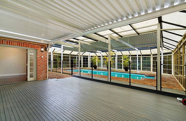 Alices Lake House, Speers Point, vistas al agua del lago Macquarie y piscina cubierta,