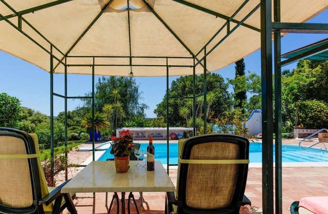 Casa vacacional vintage en Portimão con piscina