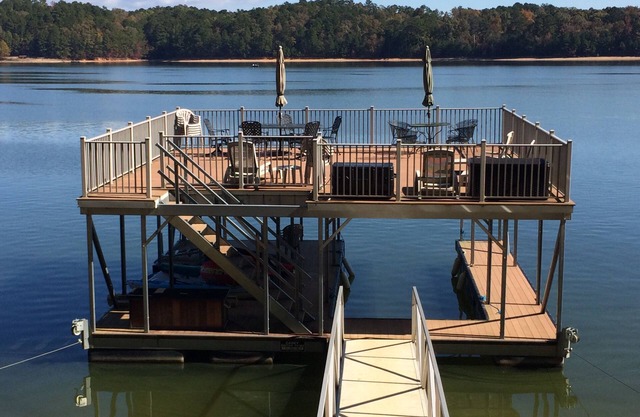 Lago Allatoona - Casa familiar en el lago con muelle