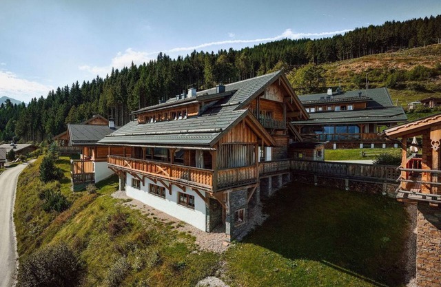 Almhütte "Almkönig" - Almdorf Reiteralm