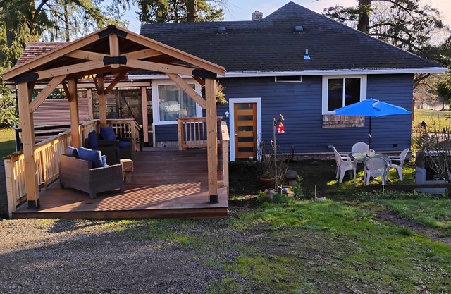 Altair Farms, 4bd/2b Wine Country Hot Tub Gaston OR