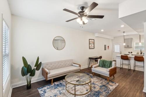 Alto D8 I Modern New Construction 2bd Apartment